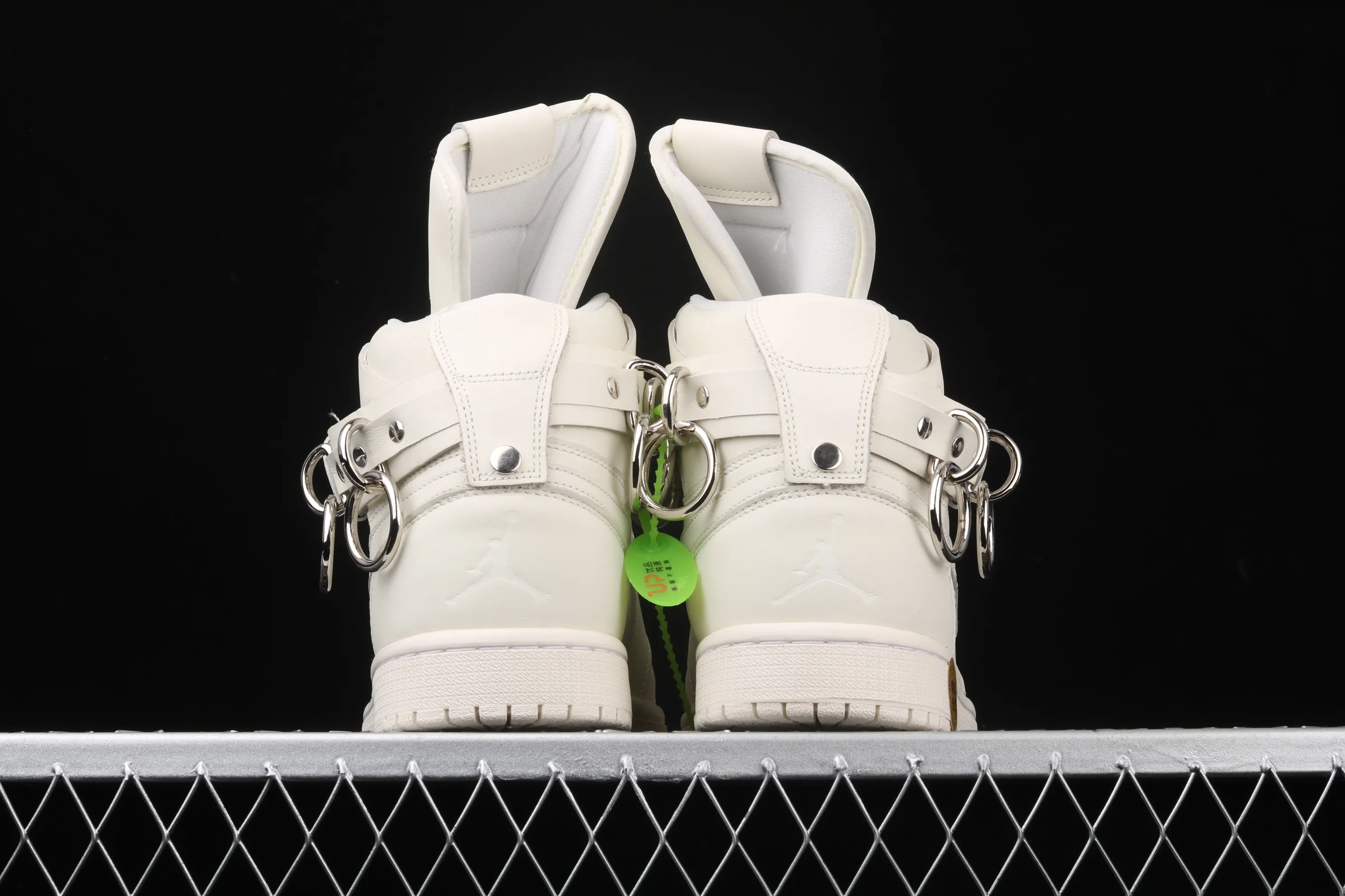 All categories Air Jordan Jordan series basketball shoes Air Jordan 1 High Comme Des Garcons Homme Plus x Air Jordan 1 High "CDG White" AJ1 Joe 1 retro classic high-top versatile cultural basketball shoes CN5738-100